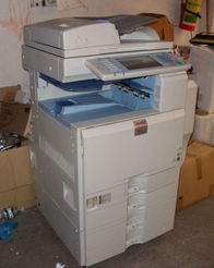 理光C4500二手彩色復印機 鴻達驚爆價下的多功能數碼快印之選